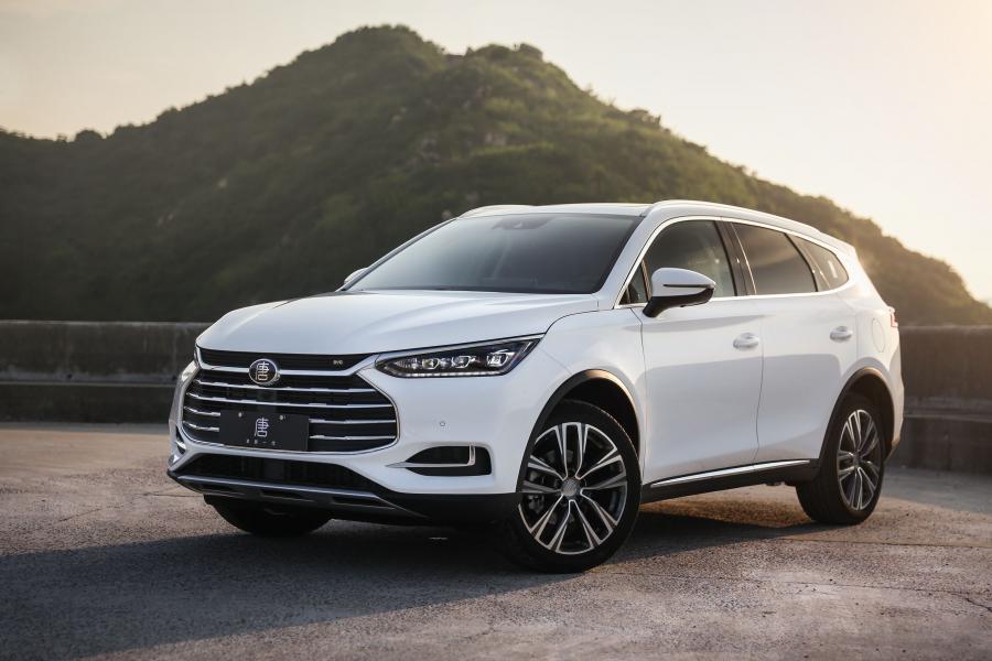  BYD Tang 2018 года  (фото 1 из 22)